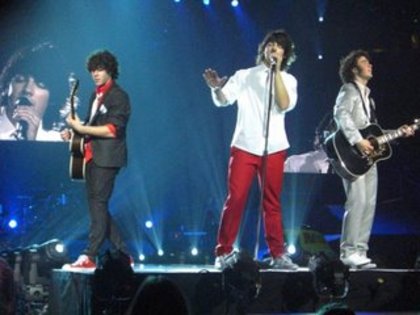 Jonas Brothers