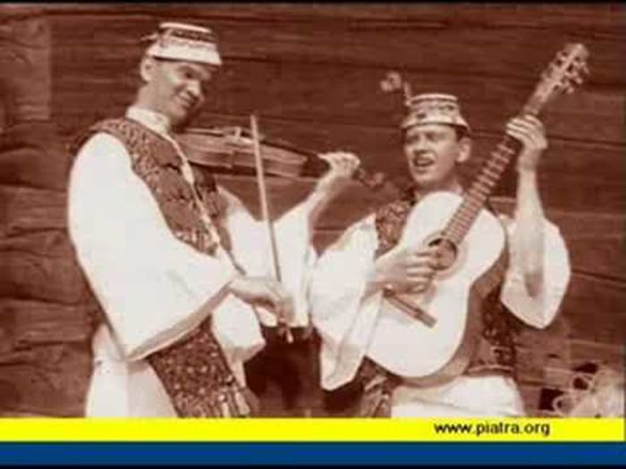 2 *; din Maramures
