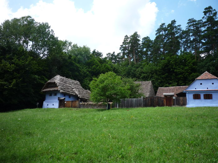 MUZEUL SATULUI-SIBIU - D-2015