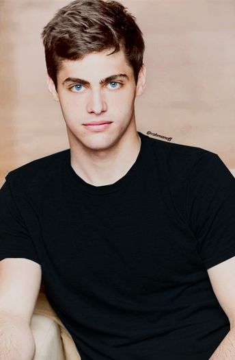 Matthew Daddario (1)