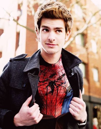 1,79 m: Andrew Garfield