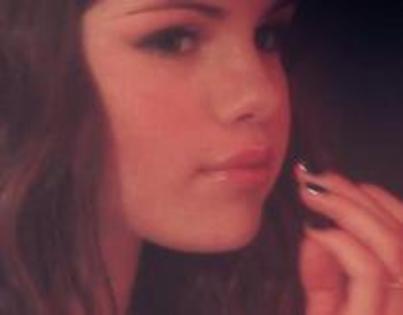 BCXQZIZVWUKWXDHYVFE - Cele mai rare poze Selena Gomez  si cele mai coollllllllllllll