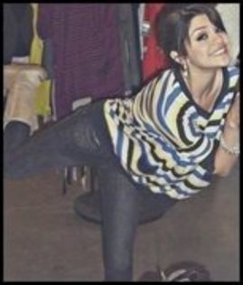 EUUHZOFTPBISKKBUPQO - Cele mai rare poze Selena Gomez  si cele mai coollllllllllllll