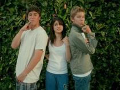 IPRKVILVGPJWZMXDFNQ - Cele mai rare poze Selena Gomez  si cele mai coollllllllllllll