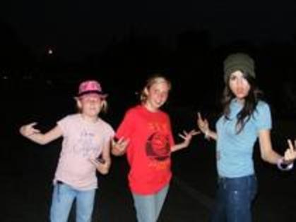 JSUXINKIJOAWSSQKRGO - Cele mai rare poze Selena Gomez  si cele mai coollllllllllllll