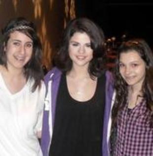 LNRYZPHNTWJRHYXZTJI - Cele mai rare poze Selena Gomez  si cele mai coollllllllllllll