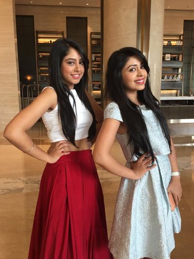 12718223_1123453074351699_2533014028026989325_n - Niti Taylor 2