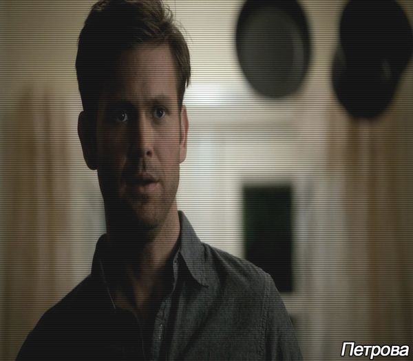 ➷.ᙎคຖĤē໓ค❀ßēlikØʋ.ϟ;. *îl privește râzând* Ei da, nu cred că ai rămas singurel așa -cl; Ca fratele tău, Elijah. ;;) -Kol ; Oooo, ce frums, se face fotbalist, gata. :)) -Elena
