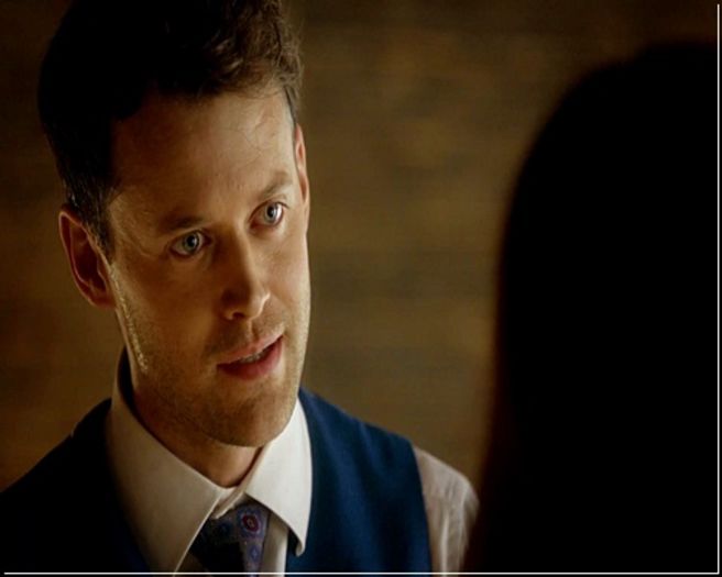 Masoara-ti cuvintele ca-s mai lungi decat mac;iuca si clk; te incalec. Totusi e sora mea! #E ; Ce faci cu acea creatura in casa, Freya?
