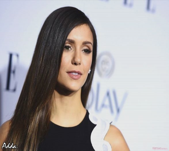 *se întoarce și îi vede pe kol și Derek* Ceee.....