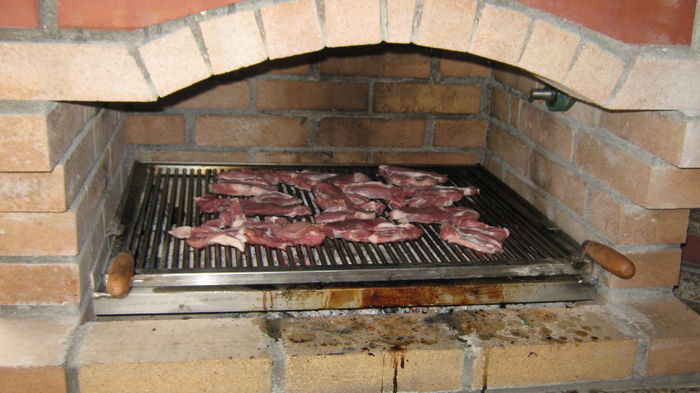 IMG_3672 - GRATAR CURTE CU CUPTOR SI PLITA LA ANADALCHIOI
