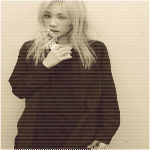 ❥.p̶̶s̶̶y̶̶c̶̶h̶o̶↙.; Niu, tu doar faci să pară ca şi cum tu ai câştigat, dar nu e aşa. [-x #cl.; Trebuie să accepţi că eu am câştigat prima, iar apoi poate accept şi eu că ai câştigat, dar după mine. Poateee.:3 #Zâmbeşte larg.:D
