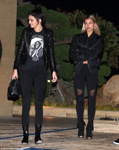 large (1) - kendall jenner