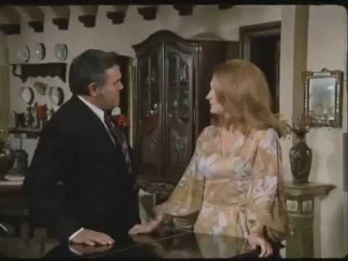 Asta Seara Dansam In Familie