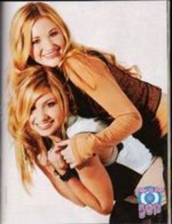 5435_219789pw150 - Aly and Aj