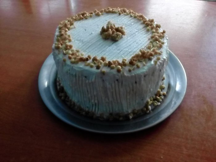 Tort cu blat de vanilie-prune, umplutura cu dulceață de dude si gutui, frișcă si crunchy ovaz - Culinar 3