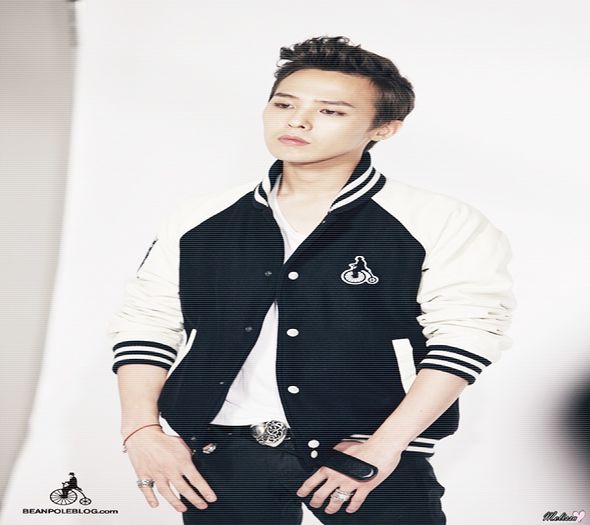 - just grab a hold of my hand,I will lead u through this wonderland