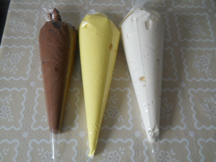 DSCN9188 - Platouri cu dulciuri