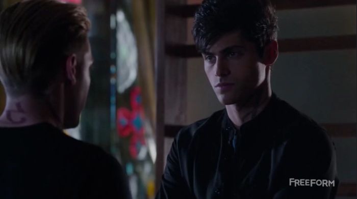 ♥ (36) - Shadowhunters