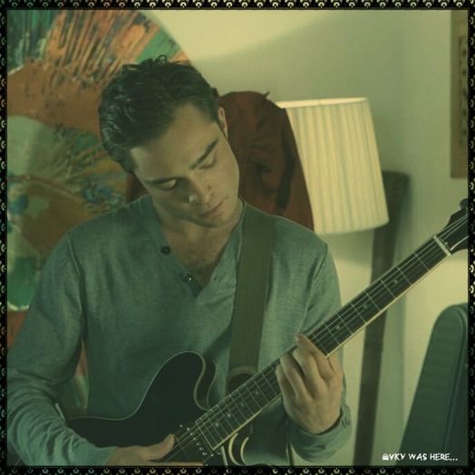 - Hellow barbate! #jamie   Cum sa iti fac eu asta iubirea mea?#maya(cl) - ep 01 l SawYouThrougHalfShutEyes