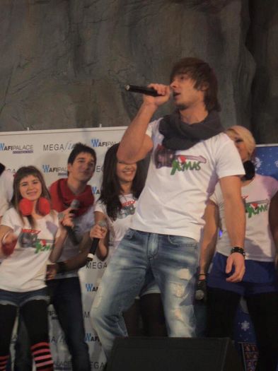 12122709_784252121709901_1631954709390018316_n