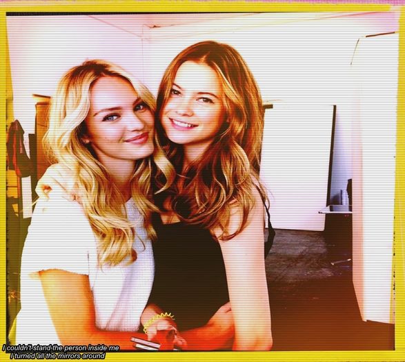 ➷.ᙎคຖĤē໓ค❀ßēlikØʋ.ϟ;. Aaa, credeam că-ți place. :) Văleleu, nu mersi. :)) Mi-am propus să mă uit -cl; La altele mai scurte. :3 -Zâna♥ ; Nu prea cred. :)) Mrg, știam că tu îl joci pe Jamie...
