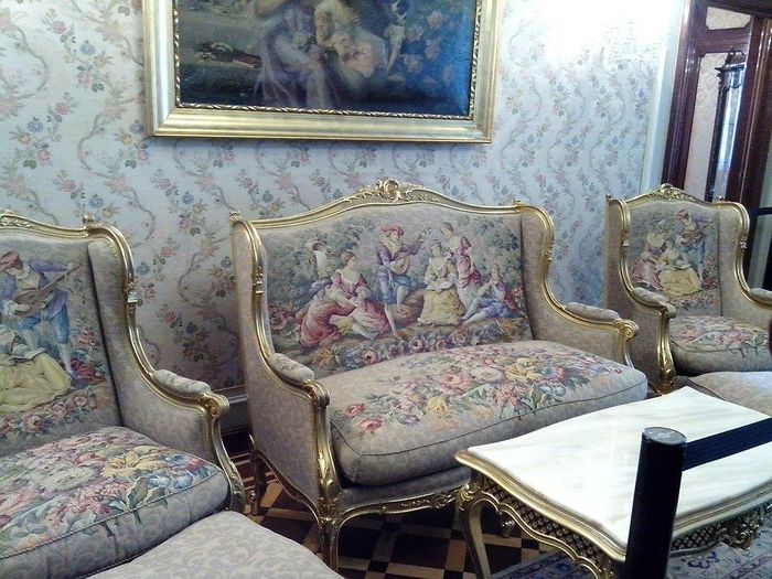 Apartamentul lui Zoe Apartamentul lui Zoe