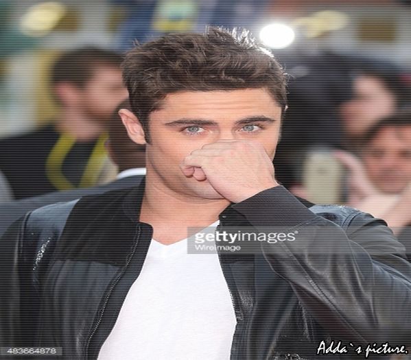 ×. CL Te crezi Lady Di? =)))) *îi pune un inel că se crede ca în telenovela Francisco-Jesiann =))))); #Sys❤. *o descalta pe aia ca e mai ușor* GATA! =))))) #Connor. OOOOO BUNĂ, UNDE E ERNEST? #Foxie
