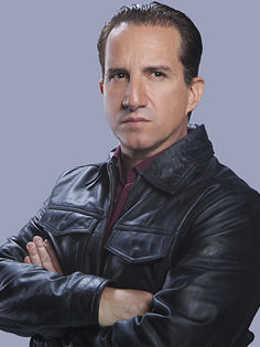 Plutarco Haza en En otra piel