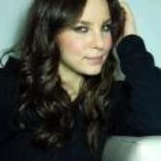 Belinda_1259470494_3[1]