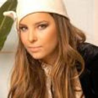 Belinda_1259471428_4[1]