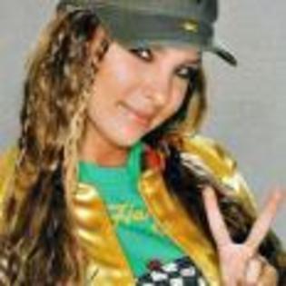 Belinda_1259471696_1[1]