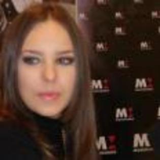 Belinda_1259471970_2[1]