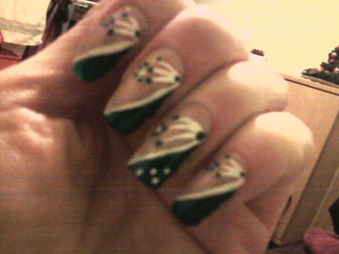 Fotografie-0205 - 2 Pictura pe unghii