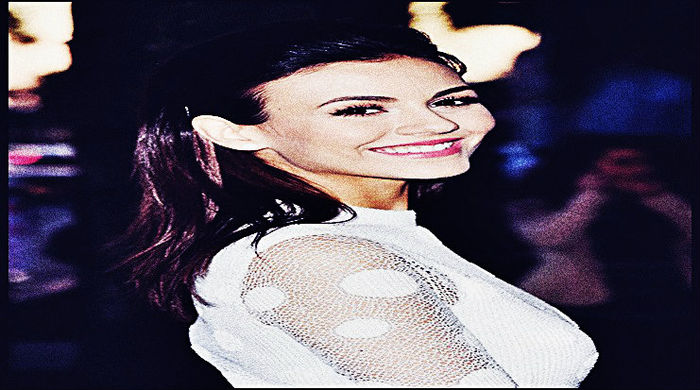 ❥ ☇. ʌıɔʇoɹıɐмγpυɘɘиįυƨтiɔɘ ★ ̴x̴̴M̴̴i̴̴d̴̴d̴̴l̴̴e̴̴O̴̴f̴̴ S̴̴e̴̴l̴̴e̴̴n̴a̴ - Spend more time smiling x x