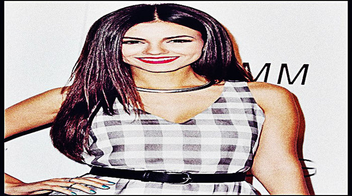 ❥ ☇. ʌıɔʇoɹıɐмγpυɘɘиįυƨтiɔɘ ★ ̴T̴̴h̴̴e̴̴C̴̴h̴̴a̴̴r̴̴m̴̴ i̴̴n̴̴g̴̴D̴̴i̴̴C̴̴a̴̴p̴̴r̴̴i̴o̴ - Spend more time smiling x x