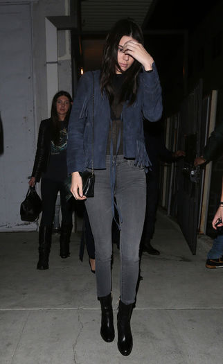 large (1) - kendall jenner