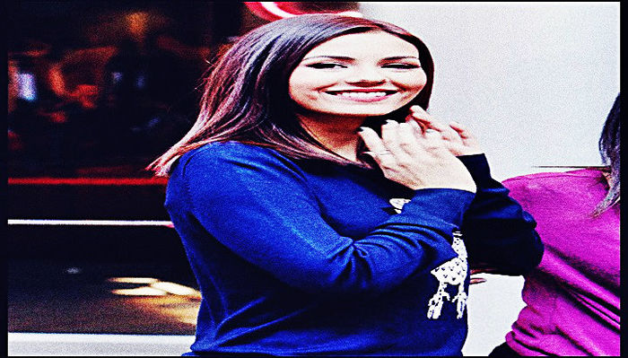 ❥ ☇. ʌıɔʇoɹıɐмγpυɘɘиįυƨтiɔɘ ★ ̴b̴̴r̴̴e̴̴a̴̴t̴̴h̴̴e̴̴m̴e̴ - Spend more time smiling x x