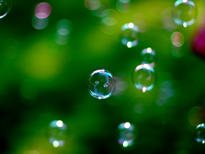 green+bubbles-1600x1200 - Bule