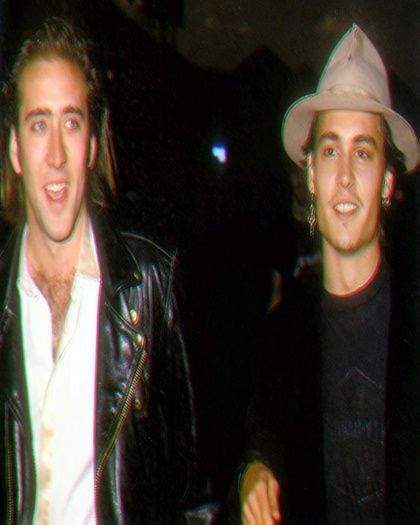 »雅 清.; Nicholas Cage a fost cel care l-a sfătuit pe Johnny Depp să înceapă o carieră în lumea - facts