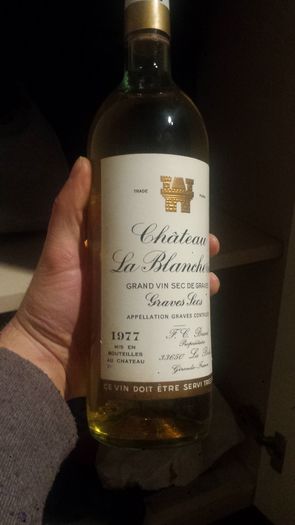 20160227_212320; De vanzare vin vechi de colectie
