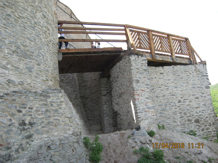Picture 5884 - 5 CETATEA DEVEI RENOVATA
