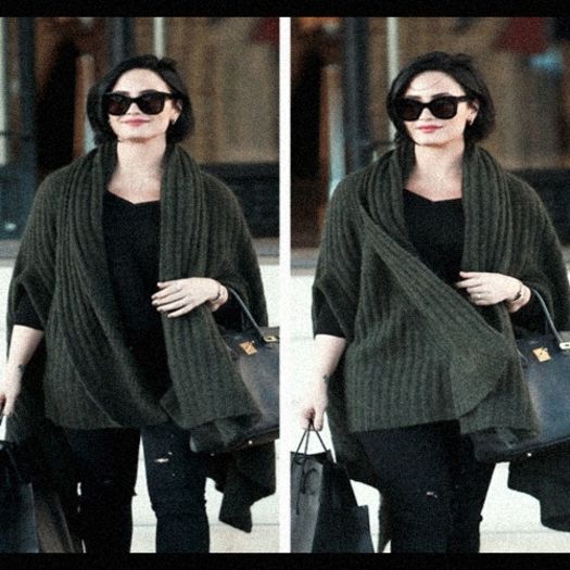 ◤I really hope you find the happiness you’ve been pretending to have◢　　┋ 25 ᗩᑭᖇIᒪIᕮ 2016 ♡