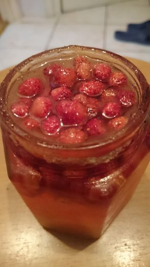 DSC_0939 - Fructe de padure in miere