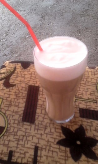 Cafea rece (ice coffee)