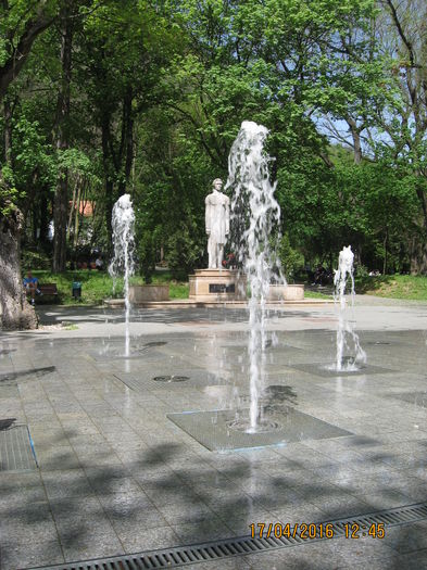 loc de relaxare ,Parcul cetatii, ...