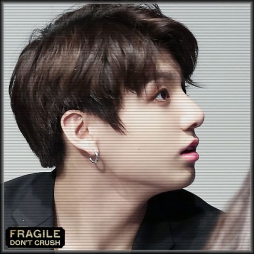 JK. NOONA! *îi sare în brațe* Waii. T-T De când nu te-am mai văzut. ;-; #JA.
