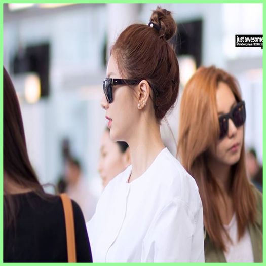 • [intoarce capul] Ce mai fai, Jae? :3