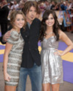 Miley and Billy Ray Cyrus and Demi Lovat-SPX-029261