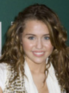 Miley Cyrus-JTM-042323 - 000-Surpriza